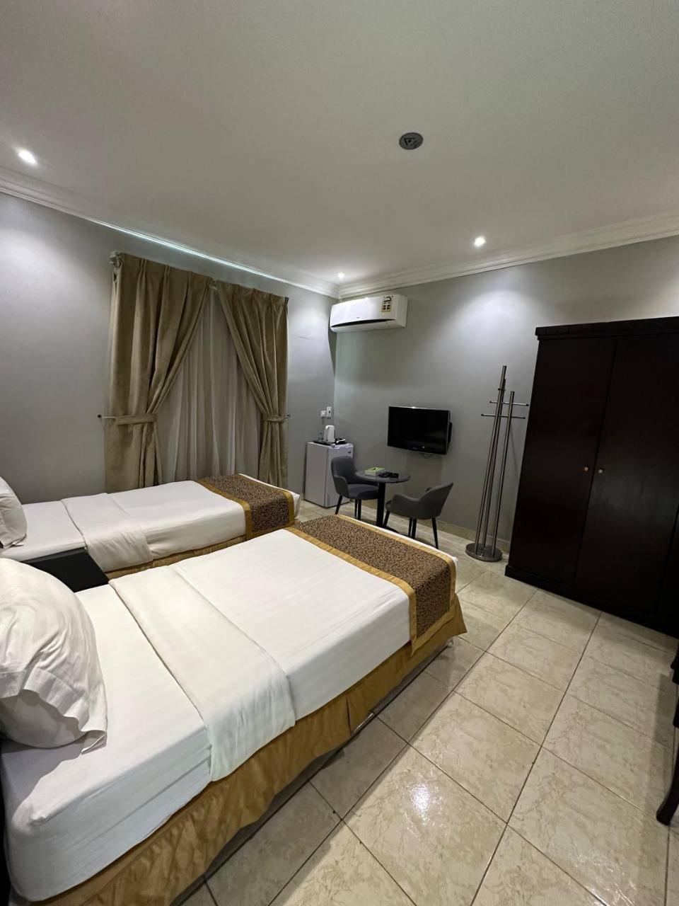 Al Rawda - Hotel Tabúk Kültér fotó